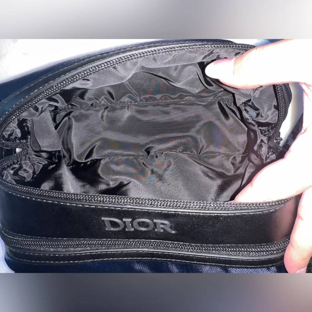 Christian Dior Beauty Cosmetic Pouch GWP Navy/Black NEW in Box - Picture 4 of 8